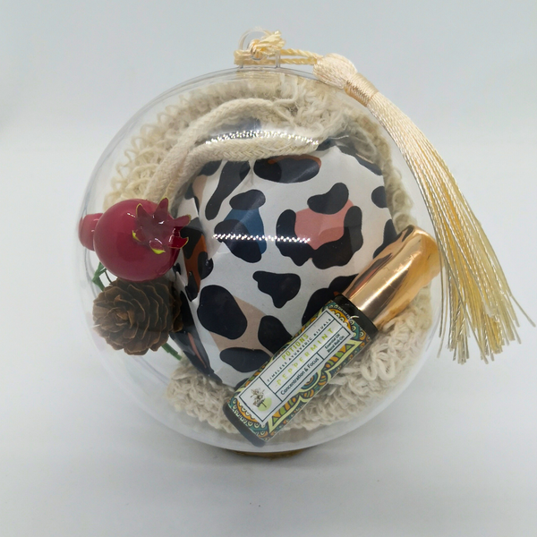 Christmas Bliss: Natural Essential Oil Soap & Roll-On Set in Festive Bauble